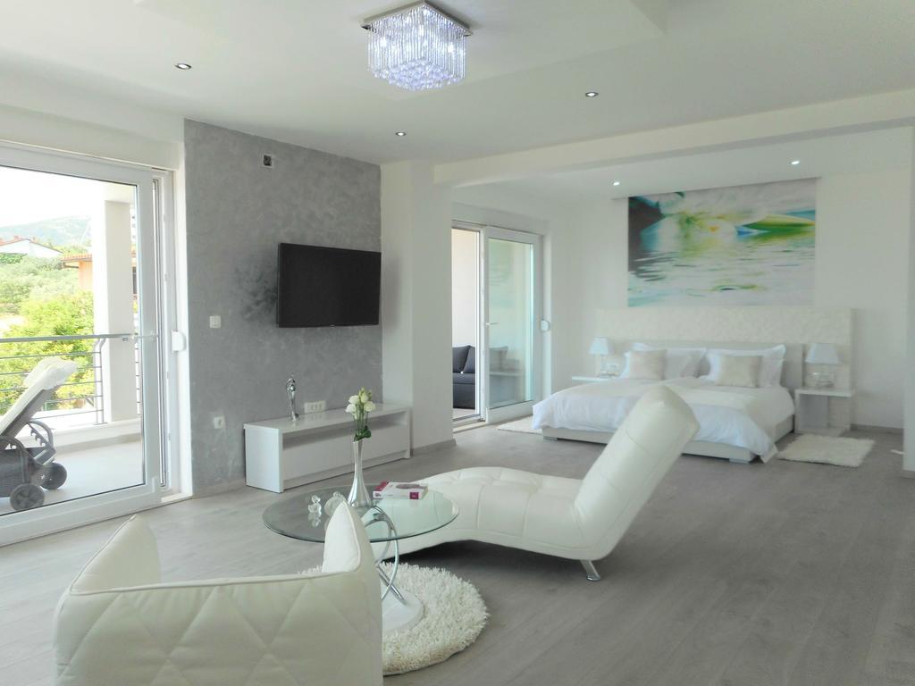 Palladium Villa *